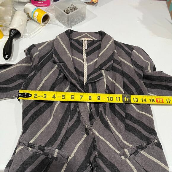 Free People Charcoal Combo Rumpled Stripe Yarn Dye Linen 4 Blazer Y2K Quirky - Picture 8 of 10
